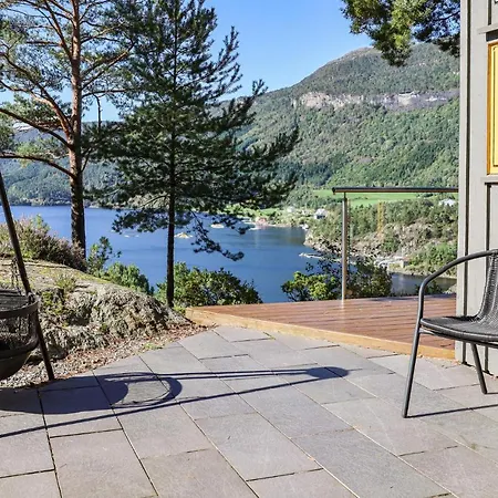 4 Bedroom Stunning In